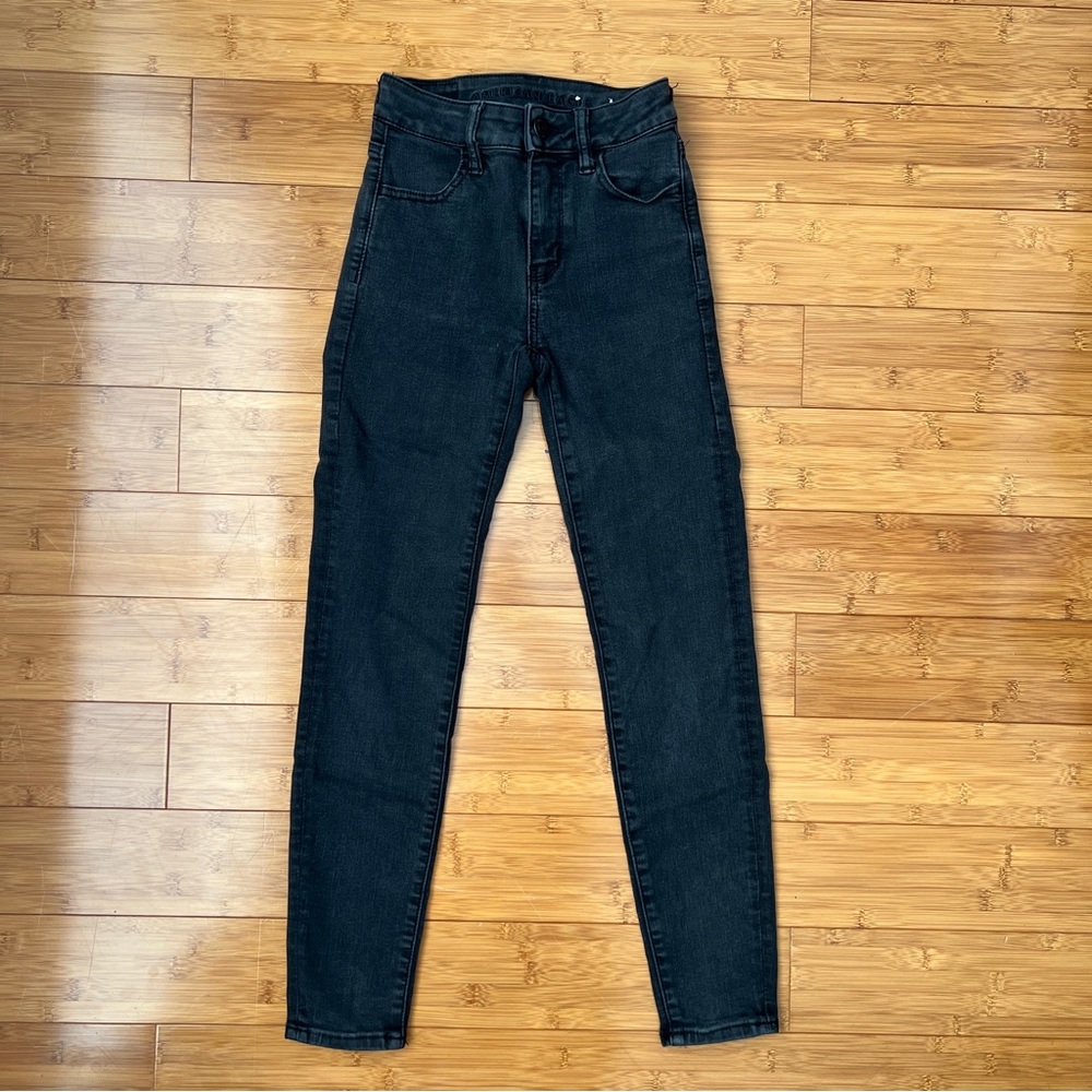 American Eagle Preowned Ne(x)t Level Hi-Rise Jeggings
